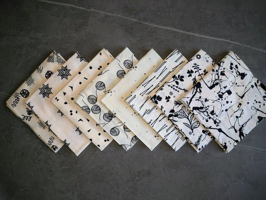 Achroma - Scribble Black [Fat Quarter Bundle]