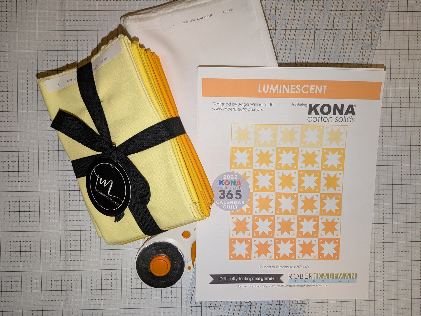 Luminescent - Kona Solids [Quilt Kit]